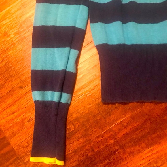 American Eagle Blue striped sweater, women’s size large - Picture 3 of 4
